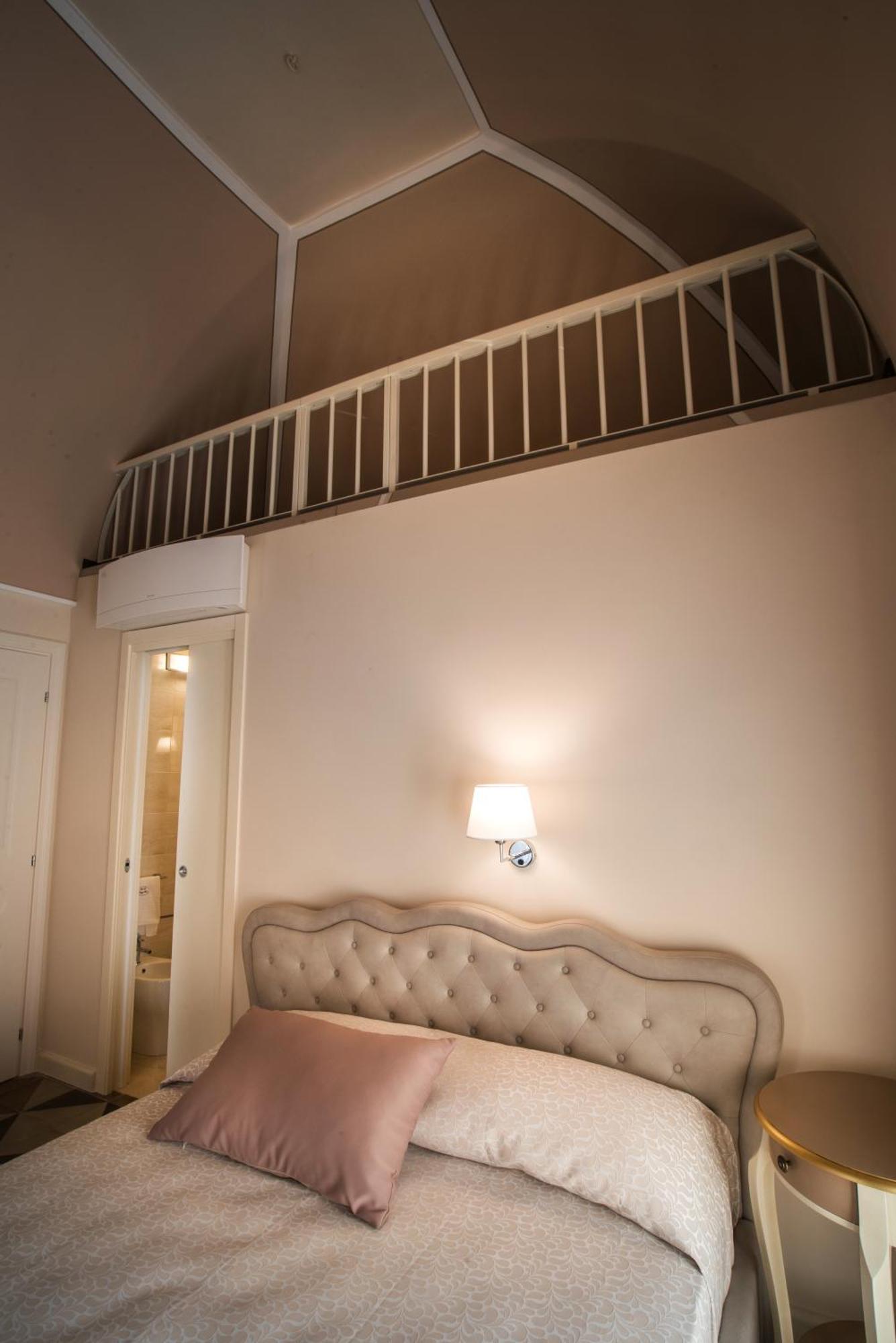 ガラトーネ Palazzo Bove Bed & Breakfast エクステリア 写真